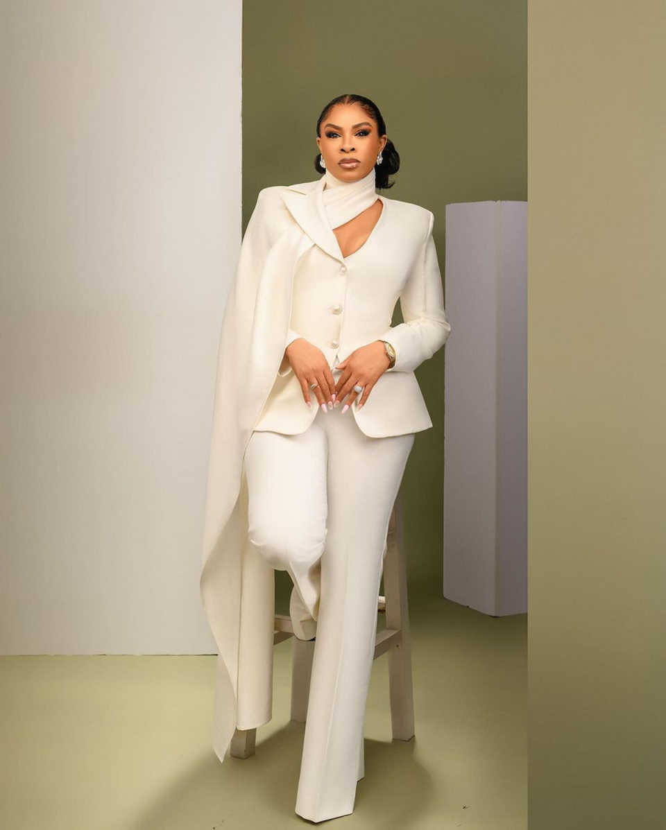 Setelan celana wanita desainer - Women Formal Wear Designers ulasan dan harga